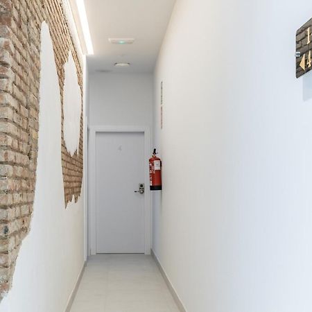 Room Close To City Centre Valencia Ngoại thất bức ảnh